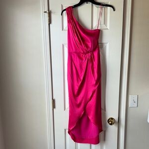 Elegant Pink One-Shoulder Dress
